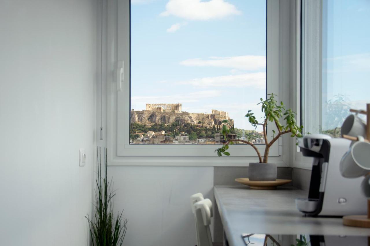 Private Jacuzzi & Acropolis View - The Loft アテネ エクステリア 写真